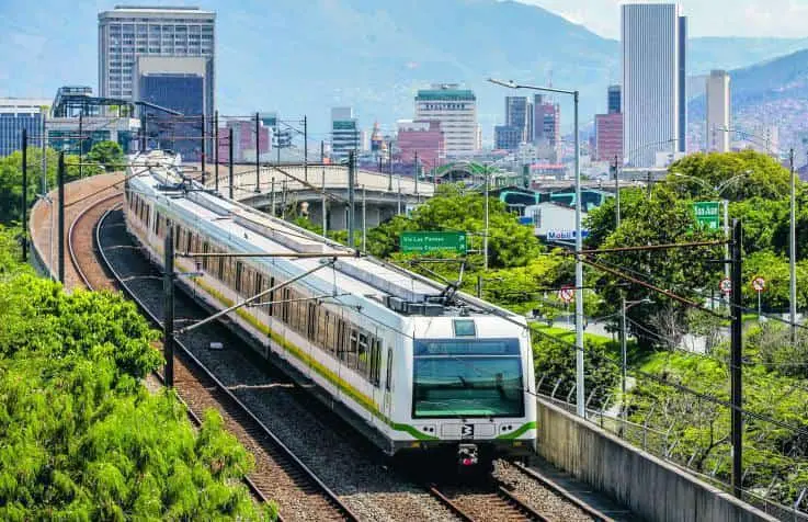 metro-de-medellin_47157778_20250211090909